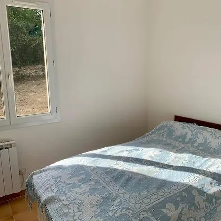 45 M2 3/4 Personnes * Besseges